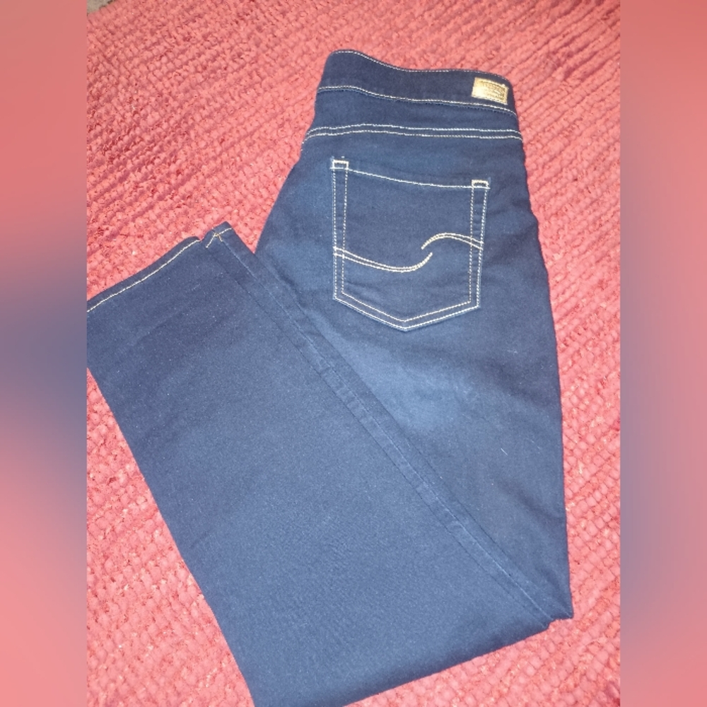 Dark Blue Signature Levi Strauss Totally Shaping Pull On Skinny Jeans.Never Worn